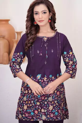 Wine floral printed short kurta with straight pants co-ord set