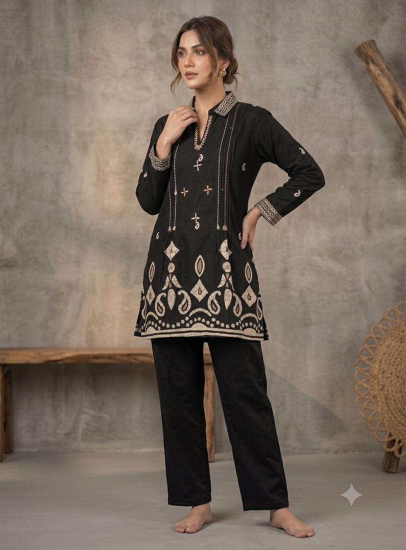 Women black printed  cotton kurti with trousers co-ord set