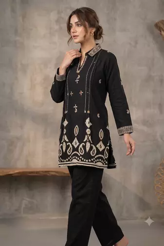 Women black printed cotton kurti with trousers co-ord set