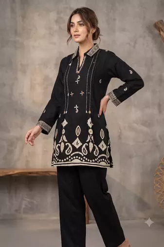 Women black printed cotton kurti with trousers co-ord set