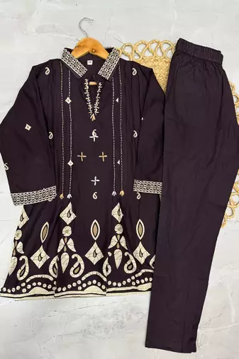 Women wine printed cotton kurti with trousers co-ord set