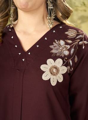 Women coffee brown embroidered tunic & pant co-ord set 2