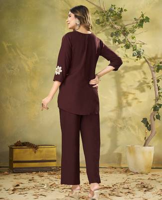 Women coffee brown embroidered tunic & pant co-ord set 3