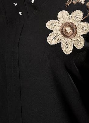 Women jet black embroidered tunic & pant co-ord set 2