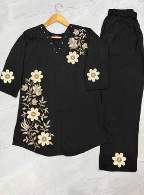 Women jet black embroidered tunic & pant co-ord set 4