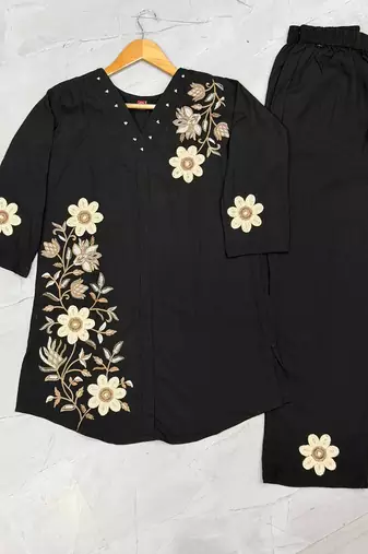 Women jet black embroidered tunic & pant co-ord set