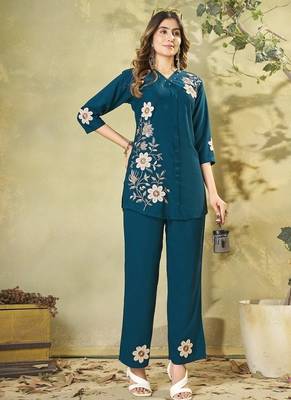 Women teal blue embroidered tunic & pant co-ord set 1