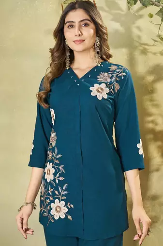 Women teal blue embroidered tunic & pant co-ord set
