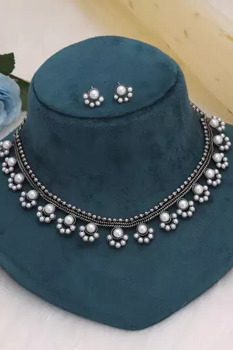 Silver color oxidised necklace set