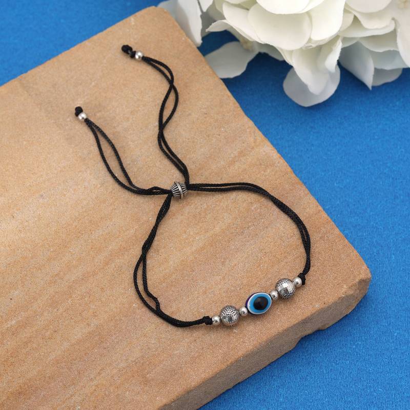 Black color single foot thread anklet