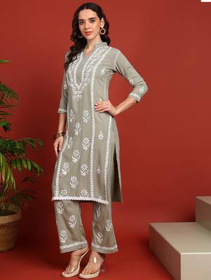 Women olive ethnic motifs chikankari embroidered regular rayon cotton liva kurta with trousers 3