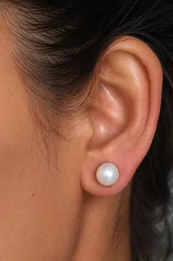 White color oxidised earrings