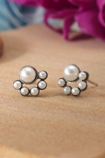 White color oxidised earrings