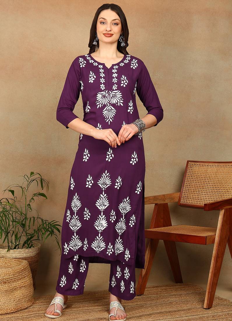 Women purple floral booti embroidered chikankari liva straight kurta & palazzo set