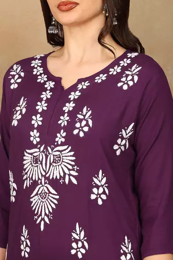 Women purple floral booti embroidered chikankari liva straight kurta & palazzo set