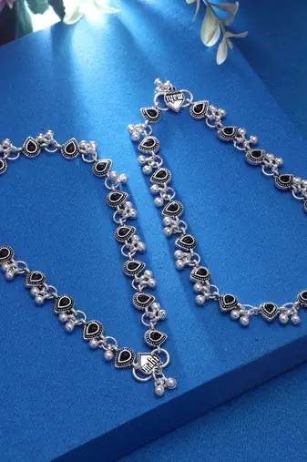 Black color oxidised anklet