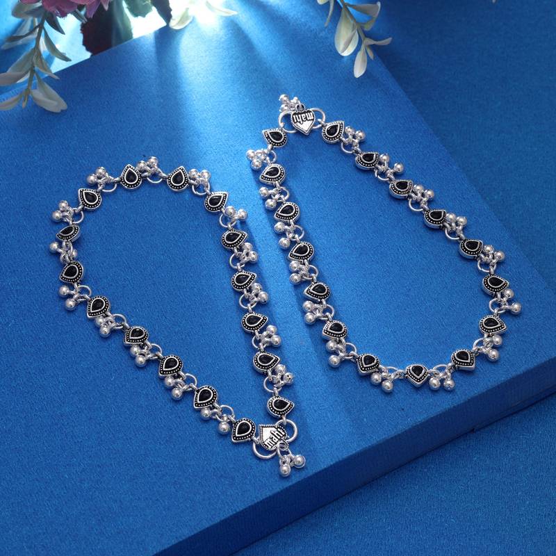 Black color oxidised anklet