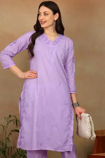 Women lavendar ethnic motifs embroidered cotton chikankari kurta set with palazzo