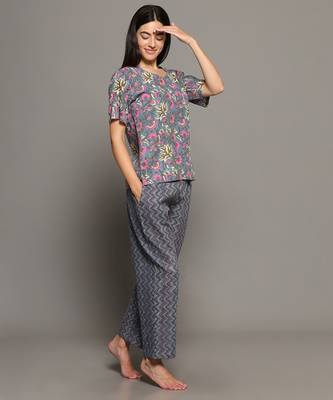 Grey everyday wear cotton pyjama co-ord set for women 3
