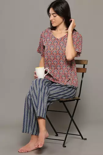 Pink everyday wear cotton pyjama co-ord set for women