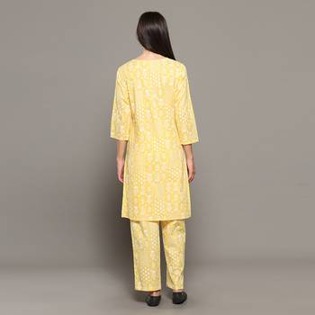 Yellow everyday wear cotton co-ord set for women 4