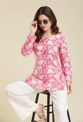 Casual wear pink floral indian handmade handprinted rayon short kurti 1