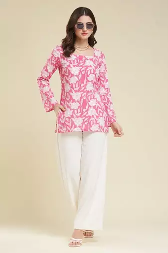 Casual wear pink floral indian handmade handprinted rayon short kurti