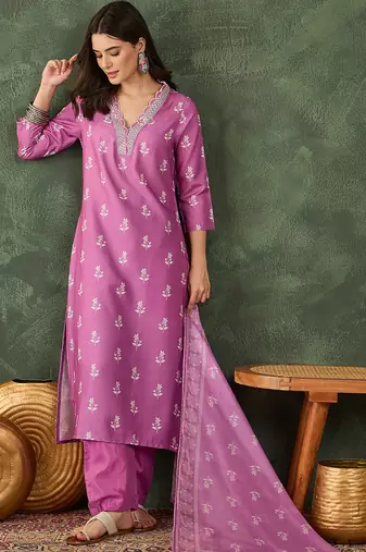 Onion floral rayon silk v-neck kurta set with organza dupatta