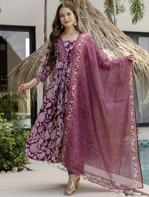 Maroon rayon silk printed u neck kurta set with printed linen silk dupatta 2