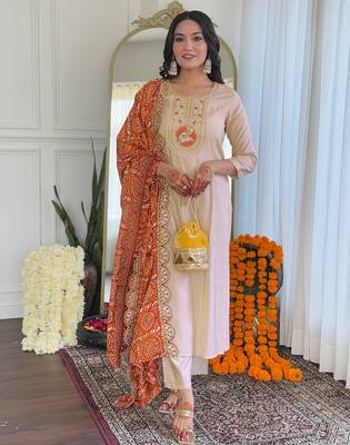 Cream viscose silk sequin embroidered kurta set with orange dupatta 2