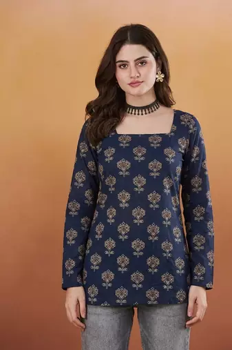 Women's rayon handprinted designer casual wear ethnic blue short kurti