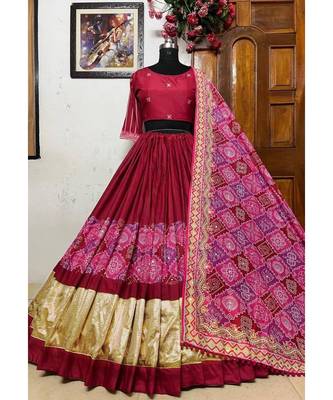 Navratri Printed Lehenga Choli in Heavy Muslin Cotton with Real Mirror Work 5