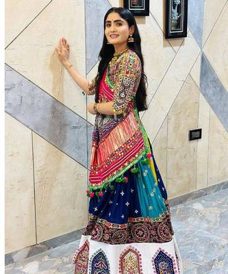 Navratri Printed Lehenga Choli in Heavy Muslin Cotton with Real Mirror Work 7
