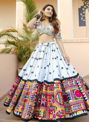 Navratri Printed Lehenga Choli in Heavy Muslin Cotton with Real Mirror Work 5