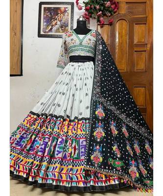 Navratri Printed Lehenga Choli in Heavy Muslin Cotton with Real Mirror Work 6