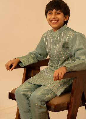 Sage green embroidered cosmos kurta set 3