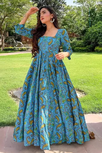 Printed cotton full flaired gown
