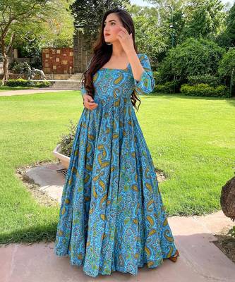 Printed cotton full flaired gown 3