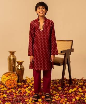 Maroon block printed cotton kurta set 1