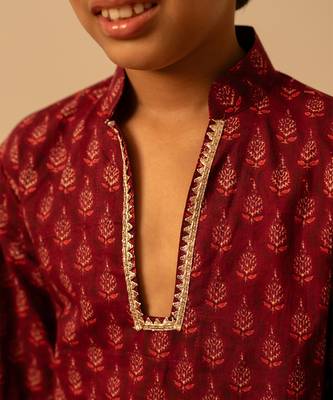 Maroon block printed cotton kurta set 5