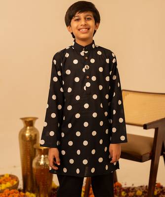 Jet black dot printed cotton kurta set 4