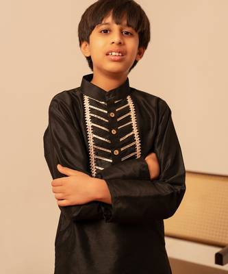 Jet black embroidered cotton silk kurta set 5