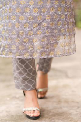 Women grey pure handblock kota doriya beautiful hand sequence work. kurta set 3