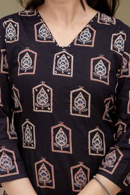 Women balck ajrakh cotton neck has detailing all work over sleeves kurta set 2