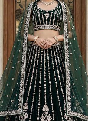 Designer Bollywood Style Wedding Wear Lehenga Choli 1