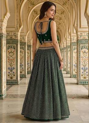Designer Bollywood Style Wedding Wear Lehenga Choli 2
