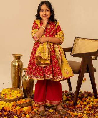 Crimson red printed cotton anarkali set 5