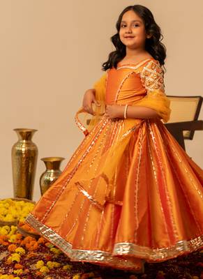 Deep orange embroidered taffeta lehenga set 3