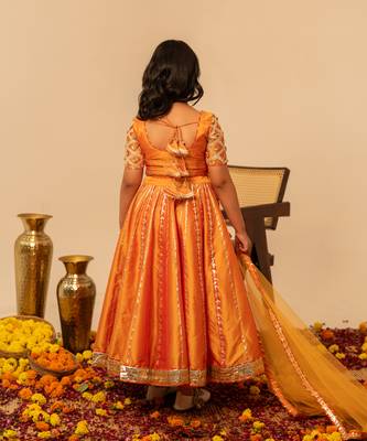 Deep orange embroidered taffeta lehenga set 5