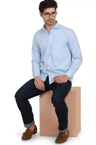 Blue solid casual shirt